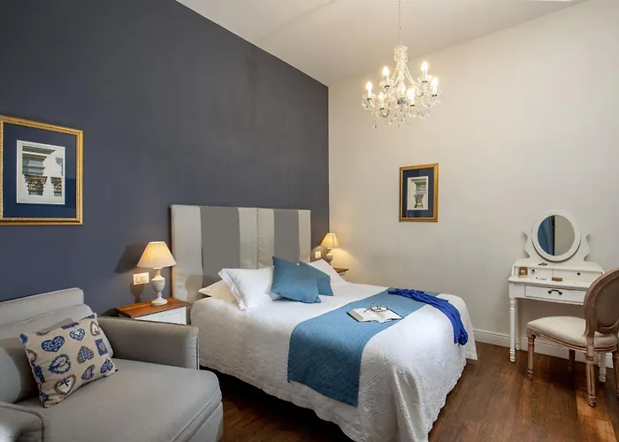 Daplace - Arena House Guest house