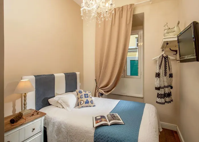 Daplace - Arena House 4*