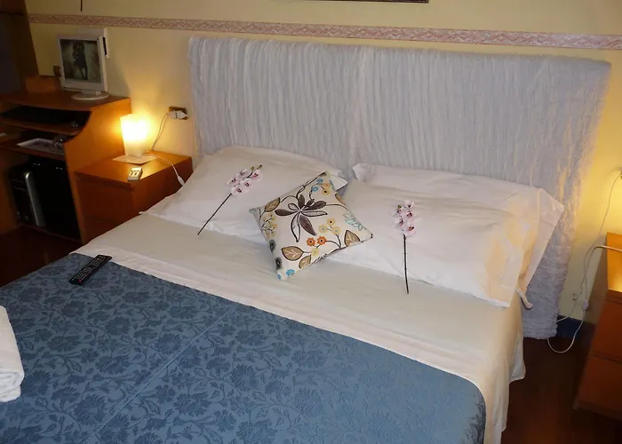 Daplace - Arena House Guest house