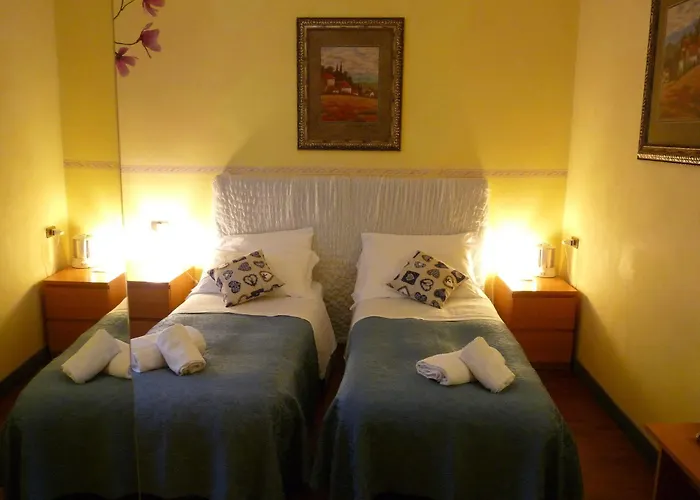Daplace - Arena House Guest house